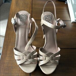 Vince Camuto size 8